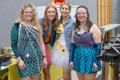 18-Shari-Nele-Kira-und-Larissa
