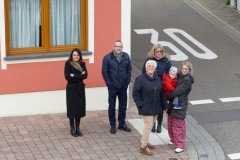 12-Zuschauer-am-Wegesrand
