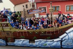 14-Santa-Narria-mit-Kids-Kopie